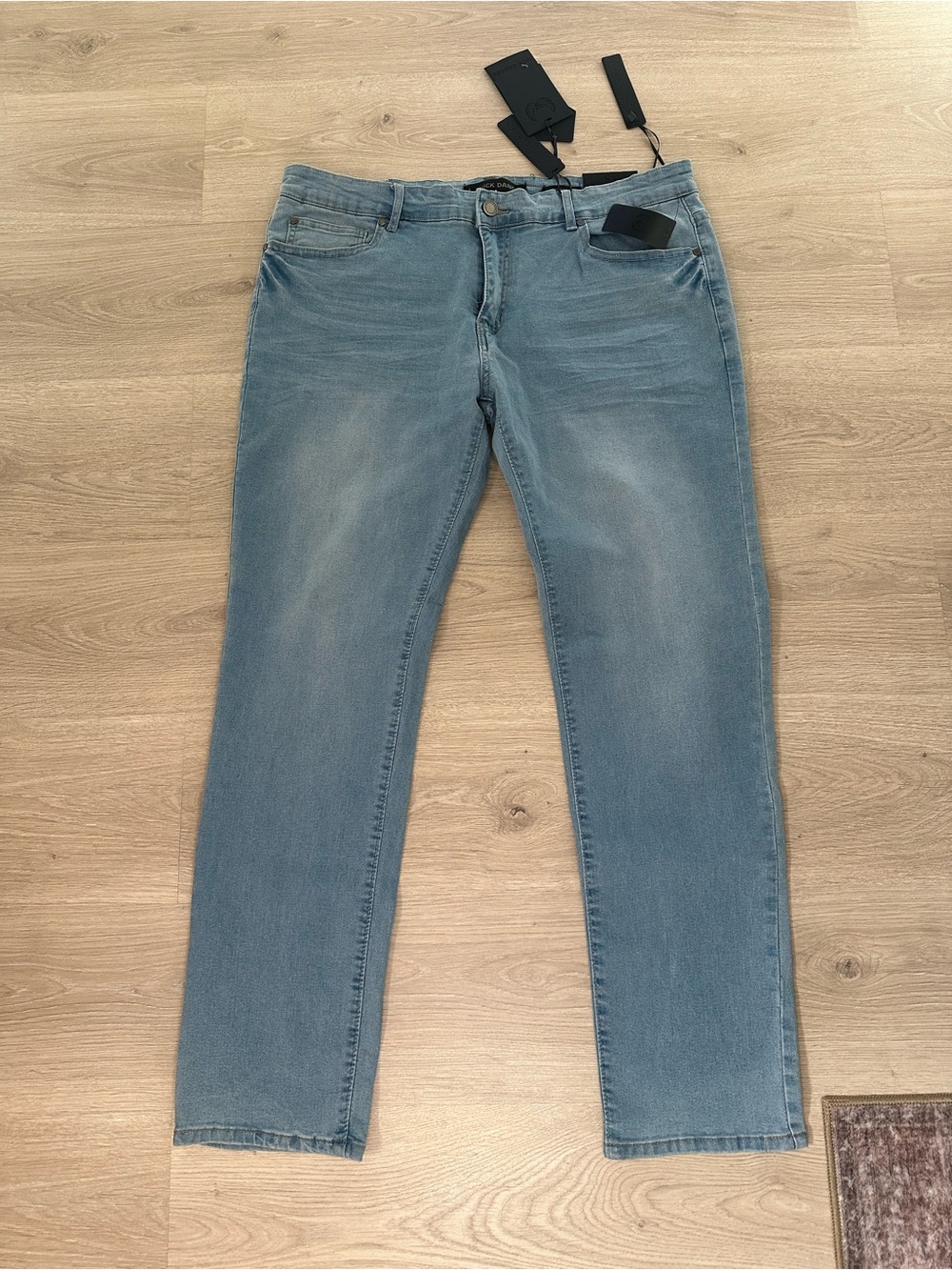 Men’s slim fit jeans